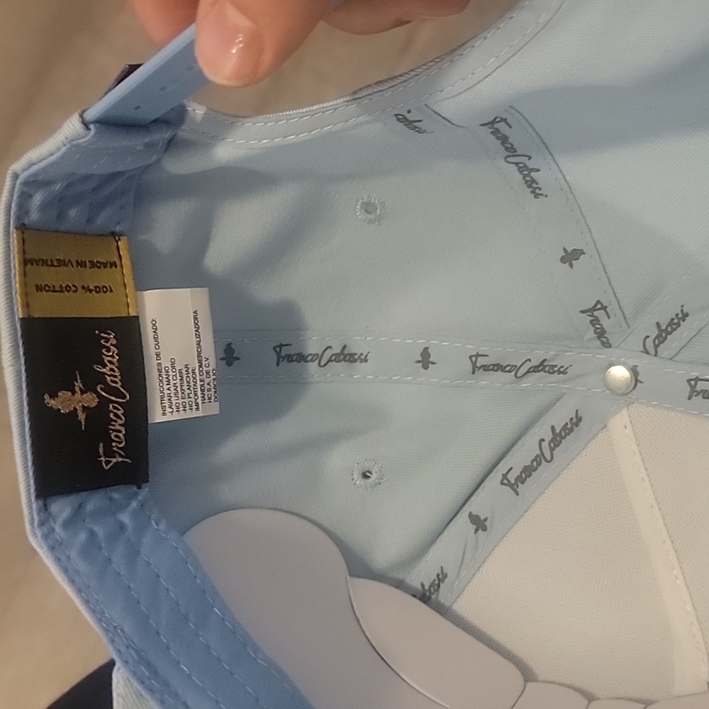 Light Blue Baseball Cap with Embroidery - Picture 3 of 4